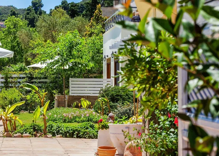 Hesperides Pefkochori