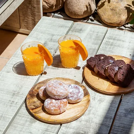 Hesperides فندق *